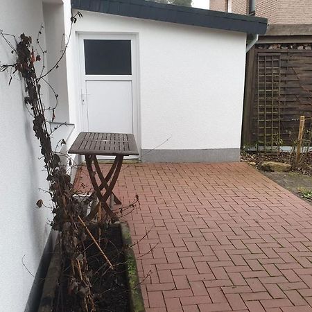 Ferienwohnung Mit Terrasse, Kostenloses Wlan, Parkplatz Bad Oeynhausen Exterior foto