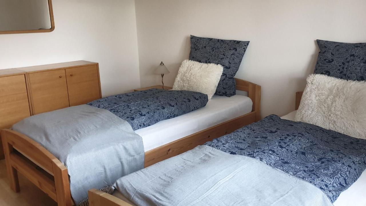 Ferienwohnung Mit Terrasse, Kostenloses Wlan, Parkplatz Bad Oeynhausen Exterior foto
